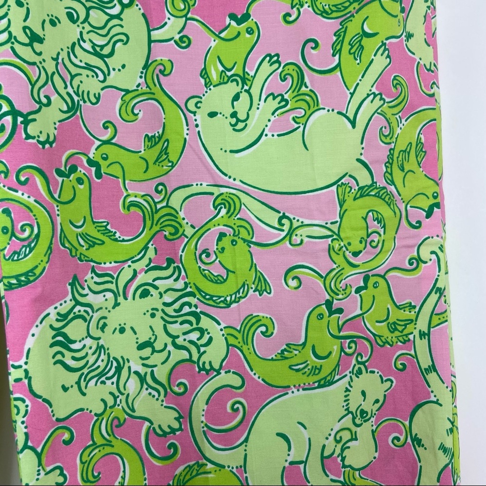 Lilly Pulitzer green lion fish wide leg capris. 8 - Picture 2 of 11